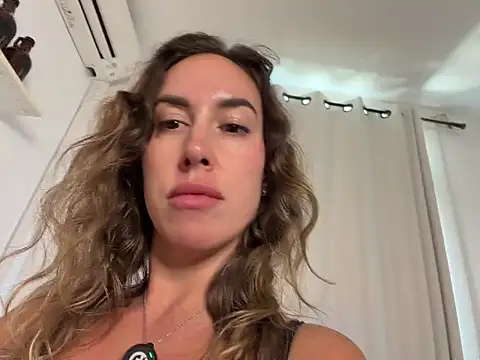 veronikawithDDDs online show from June 24, 2026, 12:26 pm