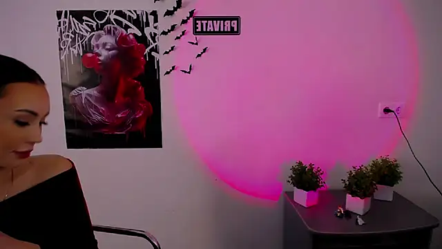 Nikonara Love online show from March 9, 2025, 12:42 pm