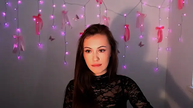 Nikonara Love online show from December 17, 2025, 1:50 pm