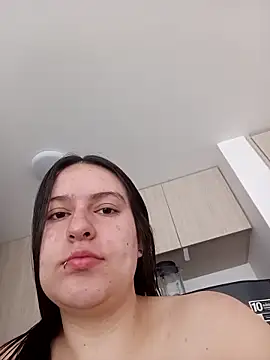 Snapshot of ary-cooper chatting on February 9, 2026, 6:56 pm ary-cooper online show from February 9, 2026, 6:56 pm