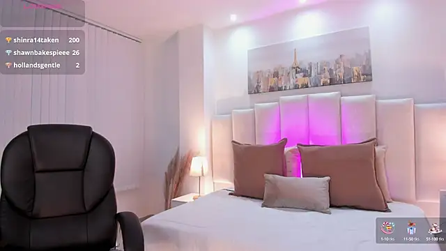 Layla Breezee online show from September 12, 2025, 12:27 pm