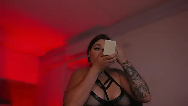 Snapshot of bonnieAn chatting on November 15, 2025, 11:18 am bonnieAn online show from November 15, 2025, 11:18 am