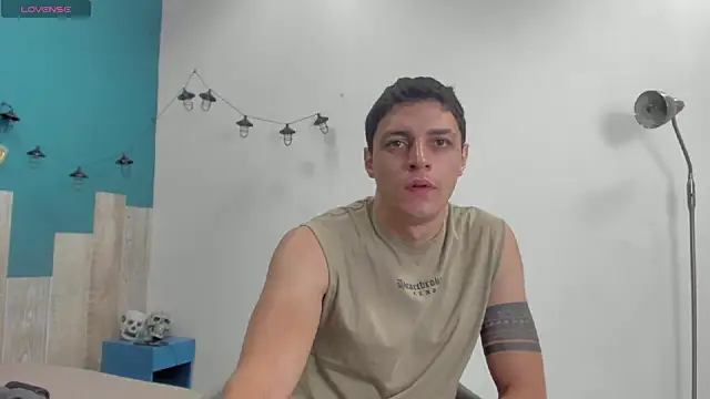 Frank Millers online show from October 16, 2025, 8:10 pm