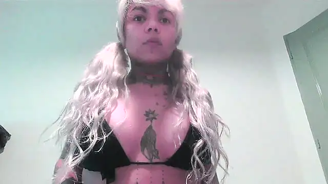 serena  vedette online show from September 25, 2025, 10:52 am