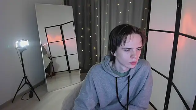 Fable  Boy online show from March 1, 2025, 3:27 pm