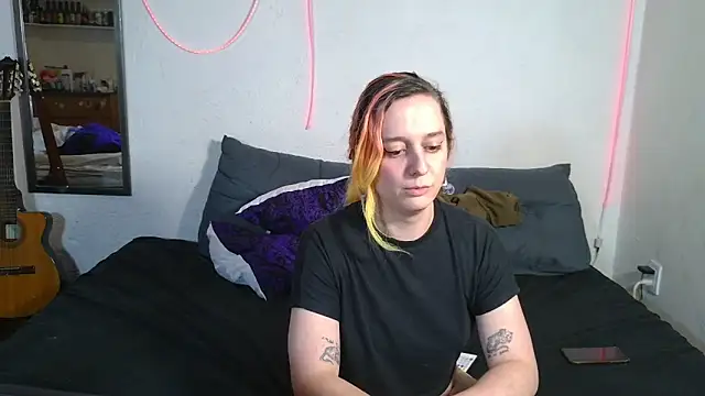 Evelan420 online show from October 17, 2025, 10:23 pm