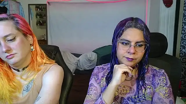 Evelan420 online show from January 12, 2026, 8:03 pm