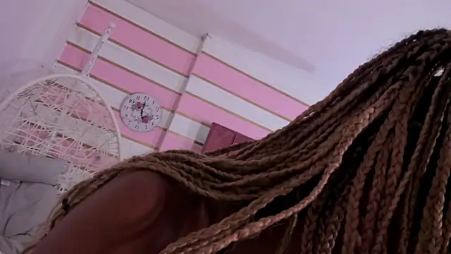 Snapshot of taliarussel chatting on March 13, 2025, 1:43 am taliarussel online show from March 13, 2025, 1:43 am