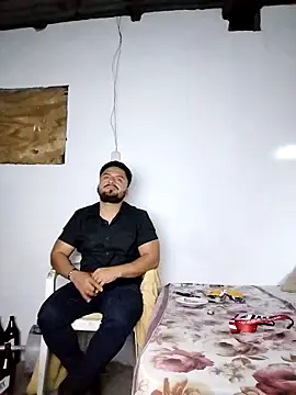 Snapshot of Ant1990 chatting on February 28, 2025, 3:37 am Ant1990 online show from February 28, 2025, 3:37 am