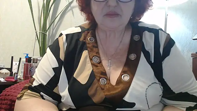 Snapshot of DeniseeRosea chatting on April 6, 2026, 10:00 pm DeniseeRosea online show from April 6, 2026, 10:00 pm
