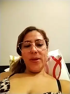 PaulinaCOL online show from January 26, 2025, 4:51 am