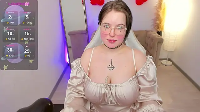 Manic pixie  online show from February 14, 2026, 4:04 pm