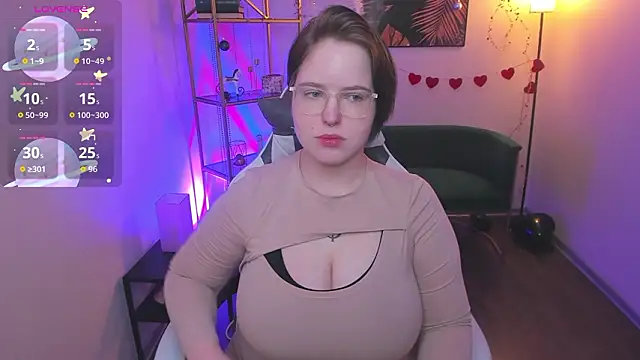 Manic pixie  online show from March 13, 2026, 4:13 pm