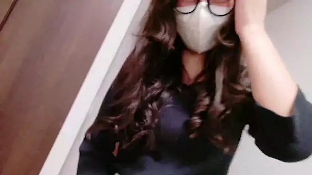 NA-KAREN-V8 online show from September 29, 2025, 11:15 am