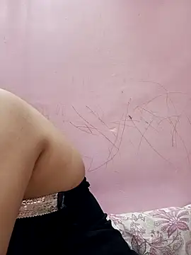 Simran-001 online show from December 14, 2025, 11:48 am