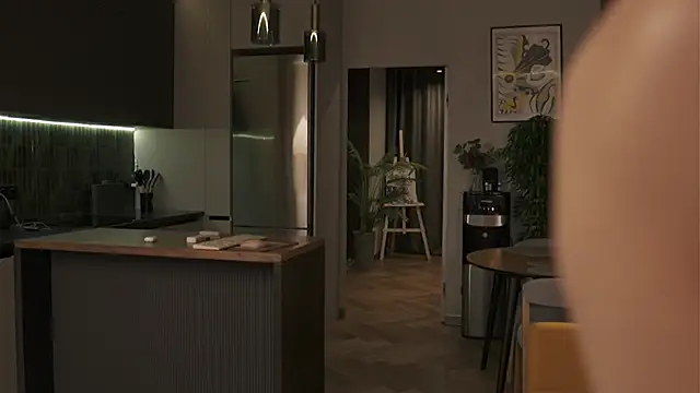 Sofa 01 online show from April 4, 2026, 2:47 pm