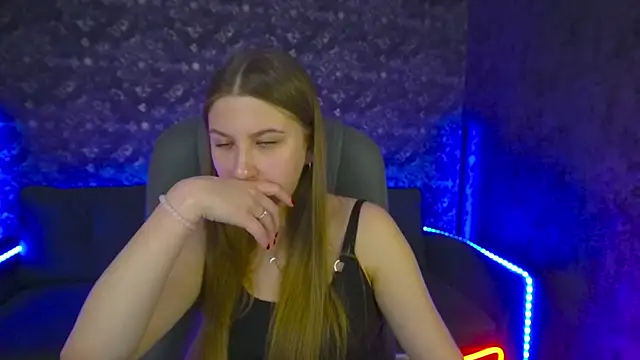 Snapshot of AureliaBliss_ chatting on January 24, 2025, 4:49 pm AureliaBliss online show from January 24, 2025, 4:49 pm