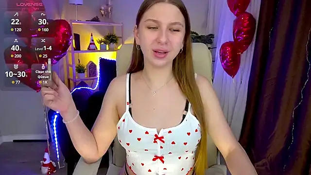 Snapshot of AureliaBliss_ chatting on February 18, 2025, 9:20 pm AureliaBliss online show from February 18, 2025, 9:20 pm