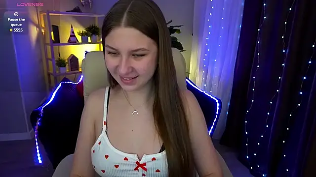 Snapshot of AureliaBliss_ chatting on February 28, 2025, 11:12 pm AureliaBliss online show from February 28, 2025, 11:12 pm