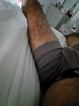 j0nathan00 online show from February 25, 2025, 4:00 pm