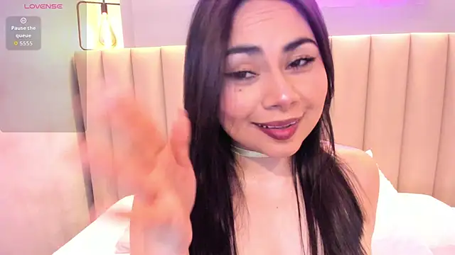 Naomymonroe  online show from March 28, 2026, 9:58 pm