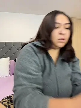 KarlaWild online show from December 15, 2025, 12:20 pm