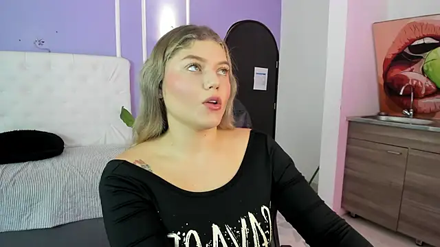 alaia greyy online show from January 7, 2026, 1:02 pm