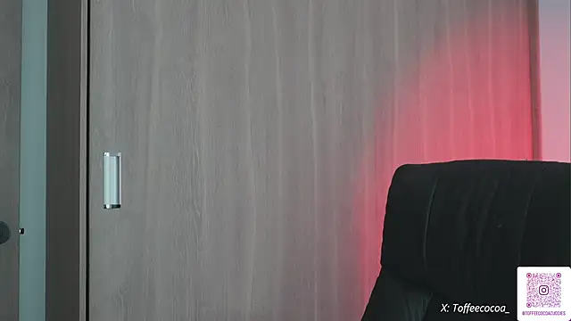 sophi lii online show from September 25, 2025, 4:54 pm