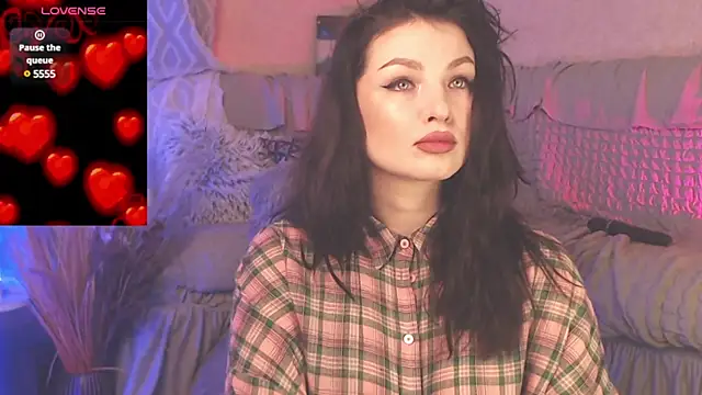 BritneyBarker online show from December 31, 2024, 2:40 am