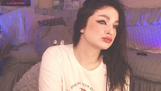 BritneyBarker online show from March 16, 2025, 2:43 am