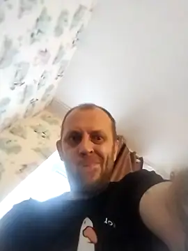 MaxDevilWhite online show from March 14, 2026, 6:52 am