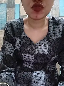 Snapshot of cute_IndianBabe chatting on May 18, 2026, 12:40 am cute IndianBabe online show from May 18, 2026, 12:40 am
