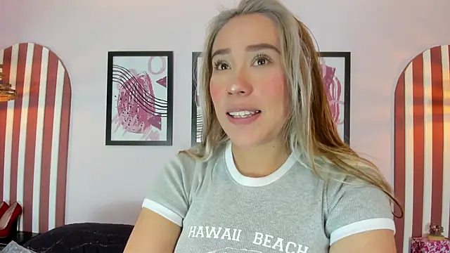 Lannajansen online show from October 18, 2025, 4:41 pm