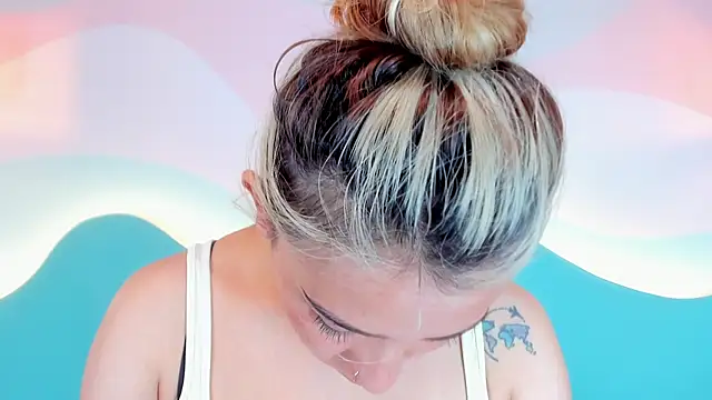 Lannajansen online show from December 2, 2025, 4:35 pm