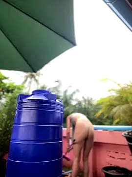 White Lu online show from November 22, 2025, 3:05 am