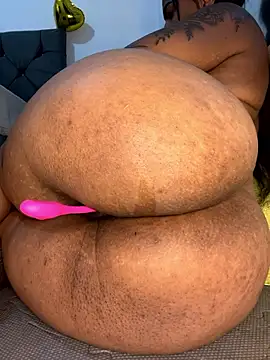 Charlotte bronxxx online show from January 7, 2026, 9:28 pm