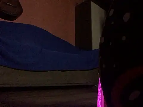 Nooneisthis online show from February 4, 2025, 7:51 am