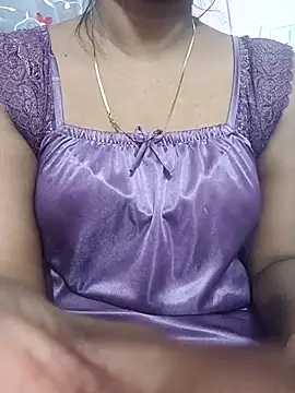 Snapshot of Vedha_Vedhika chatting on October 5, 2025, 5:00 pm Vedha Vedhika online show from October 5, 2025, 5:00 pm