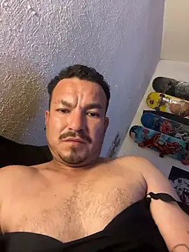 Snapshot of paullliliu chatting on January 7, 2026, 12:51 pm paullliliu online show from January 7, 2026, 12:51 pm