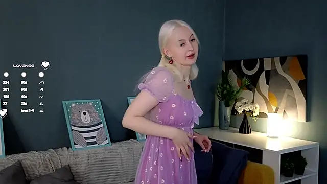 Snapshot of MaydaBunton chatting on February 7, 2025, 1:36 am MaydaBunton online show from February 7, 2025, 1:36 am