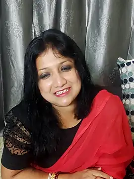 horny lizia online show from May 17, 2026, 4:58 pm
