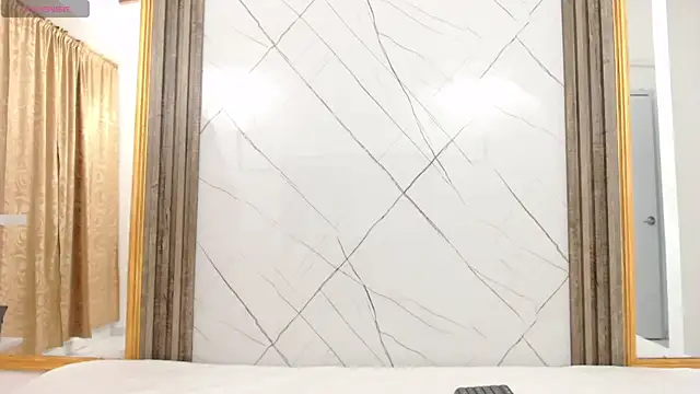 AmmyPike1 online show from March 6, 2025, 12:19 pm