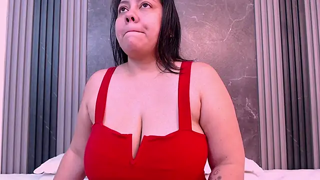 AmmyPike1 online show from September 10, 2025, 2:50 pm