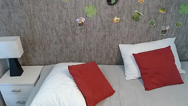 CattyMoon online show from March 20, 2025, 7:35 pm