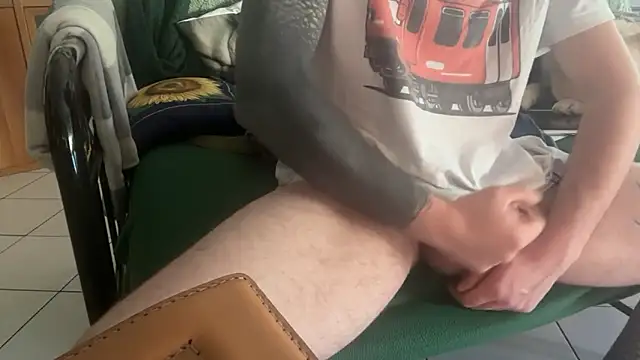 Damn bro23 online show from April 8, 2026, 10:48 am