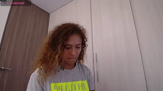 Snapshot of Zoedaniels chatting on January 30, 2025, 2:47 pm Zoedaniels online show from January 30, 2025, 2:47 pm