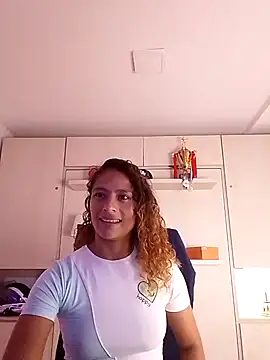 Snapshot of Zoedaniels chatting on March 4, 2025, 8:16 pm Zoedaniels online show from March 4, 2025, 8:16 pm