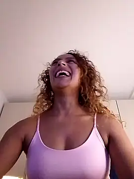 Snapshot of Zoedaniels chatting on March 10, 2025, 11:27 pm Zoedaniels online show from March 10, 2025, 11:27 pm