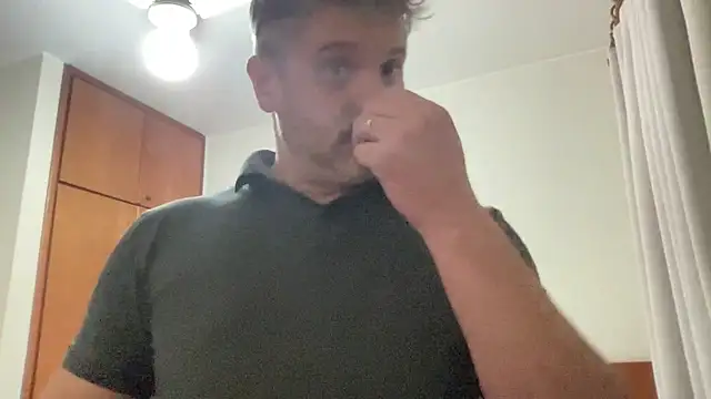Taurino gostoso online show from June 23, 2026, 8:29 pm