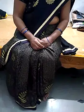 laxmitelugu78 online show from January 24, 2025, 1:14 pm